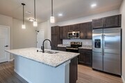 4BR, 2BA - 1288