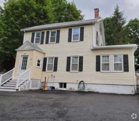 Building Photo - 413 Bedford St Rental