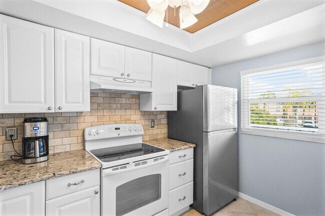 Photo - 719 Pinellas Bayway S Unit 110