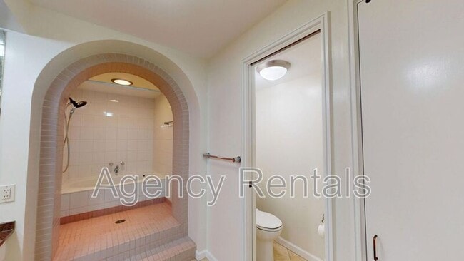 Photo - 425 South St Unidad One Waterfront Towers (Mauka)