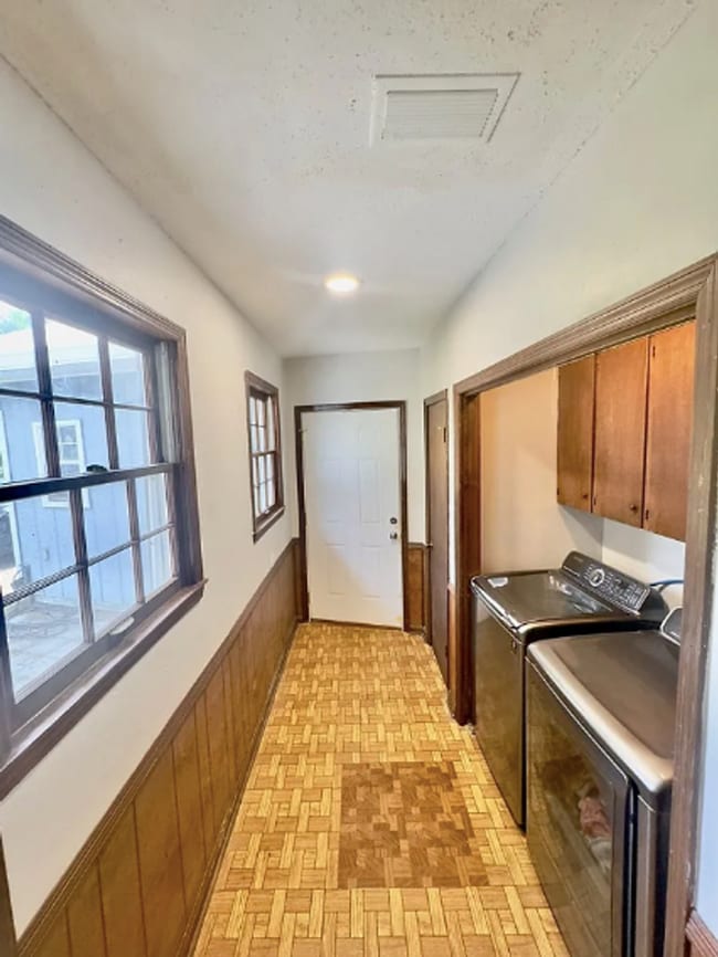 Photo - featuring an open layout - rent to own!