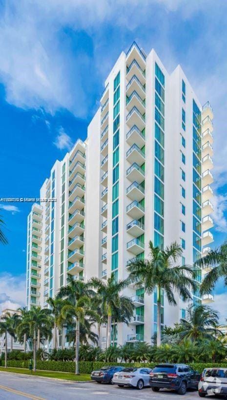 Building Photo - 7930 East Dr Unit 707 Rental