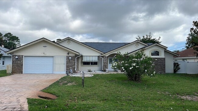 Photo - 77 Folcroft Ln