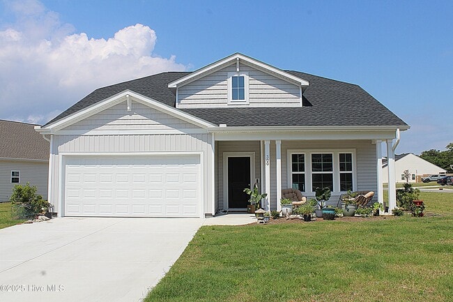 Building Photo - 300 Ruby Baird Dr