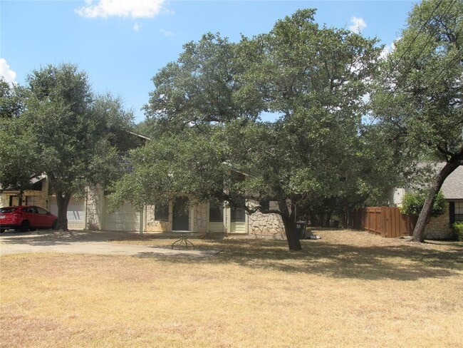 Building Photo - 509 Algerita Dr