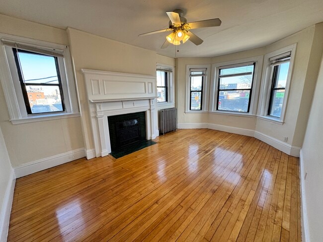 Photo - 439 Cambridge St Unit 5