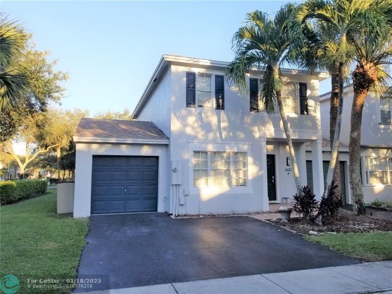 Photo - 6012 Red Plum Ct Townhome