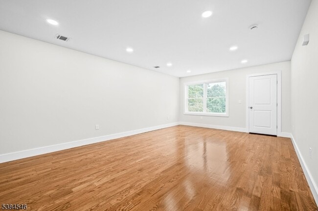 83 Harrison Ave Unit 2