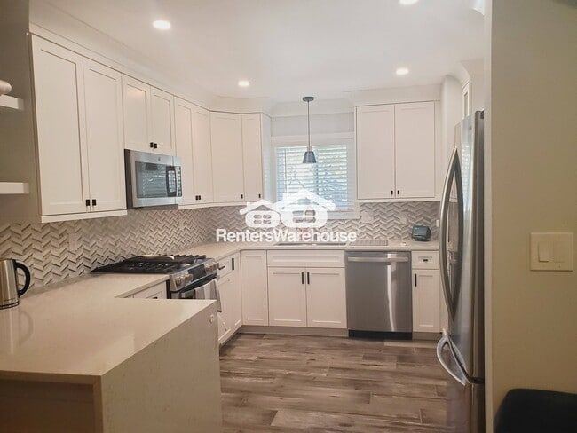 Photo - 2220 Haverhill Ct SE