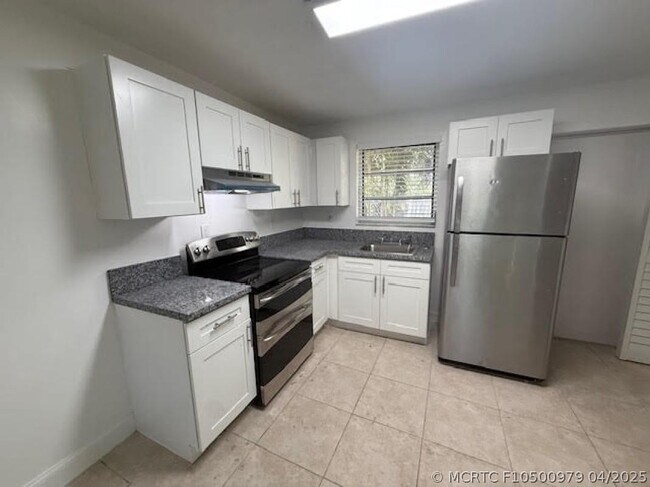 1111 NE 5th Terrace Unit A