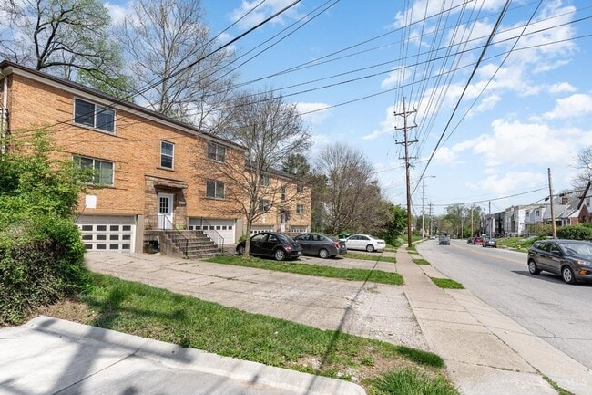 Photo - 3552 Brotherton Rd Apartment