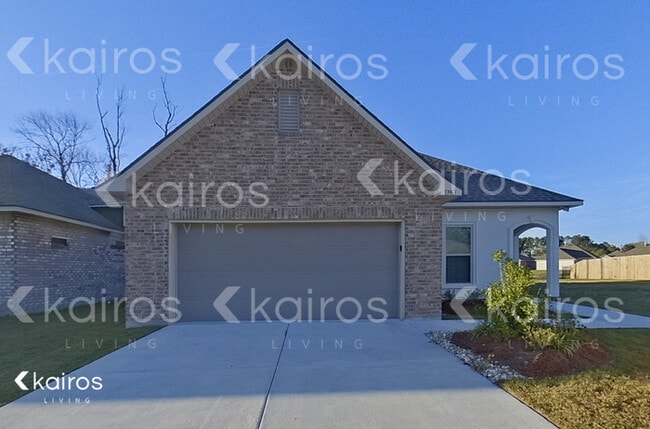 Building Photo - 13963 Barrington Ave