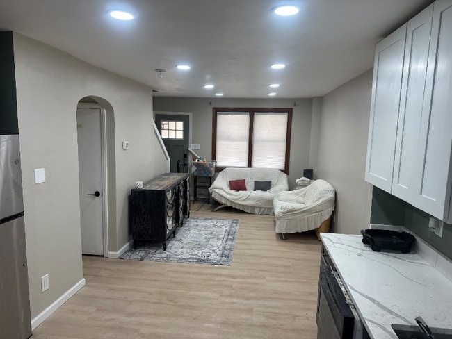 Photo - 514 S Longwood St