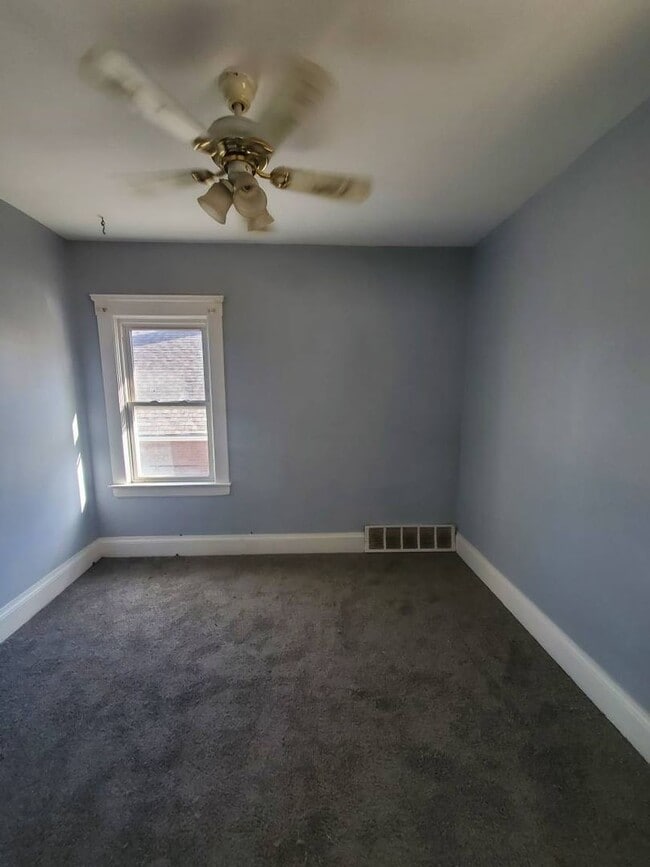 Photo - 7126 Camden Ave Unit UP