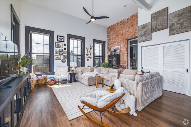 1BR, 1BA - 1,140SF - Living Room - Hamilton Riverfront- Largest One-Bedrooms