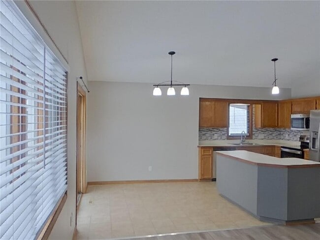 Photo - 14885 Crandall Ave.