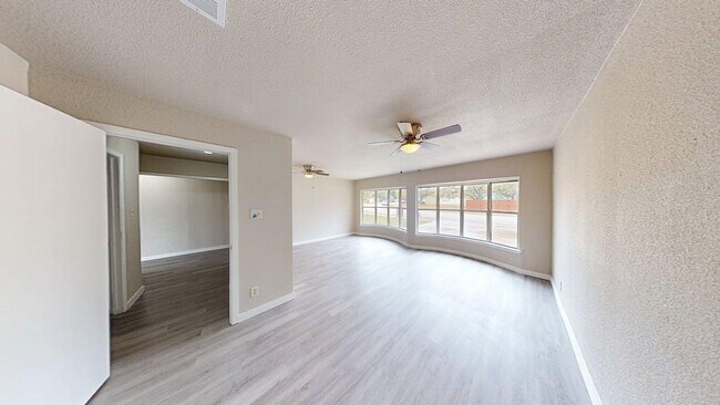 Photo - 2018 Shoemaker Dr