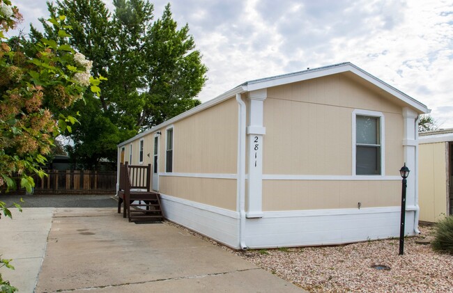 Adorable 2 bedroom 2 bath! - Adorable 2 bedroom 2 bath! Casa