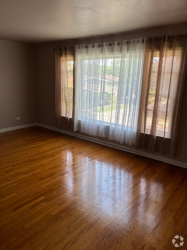 Building Photo - 1710 Monroe St Unit 2 Rental