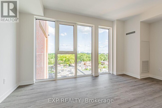Photo - 2300 St Clair Ave W Unit 803