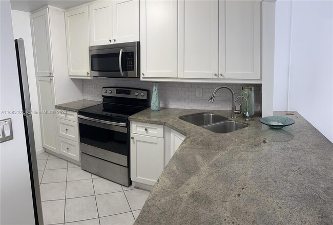 Photo - 15322 SW 72nd St Condominio Unidad 14