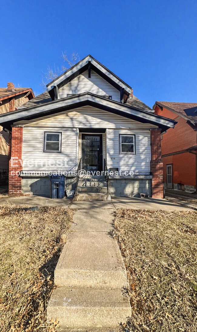 Building Photo - 3 Bed/1.5 Bath Home in Kansas City / Vouchers Accepted / Available Soon!