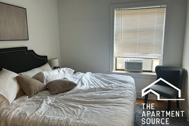 Photo - 1913 W Larchmont Ave Unit 3B