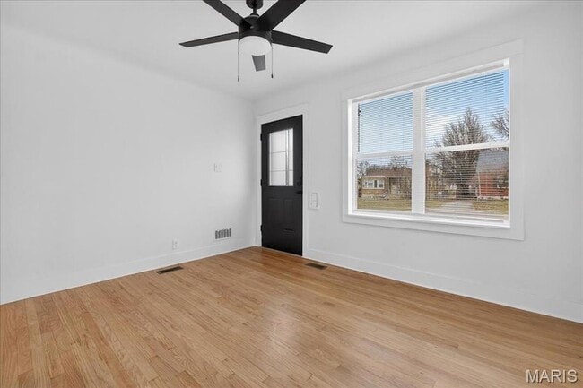 Photo - 3815 Bayless Ave