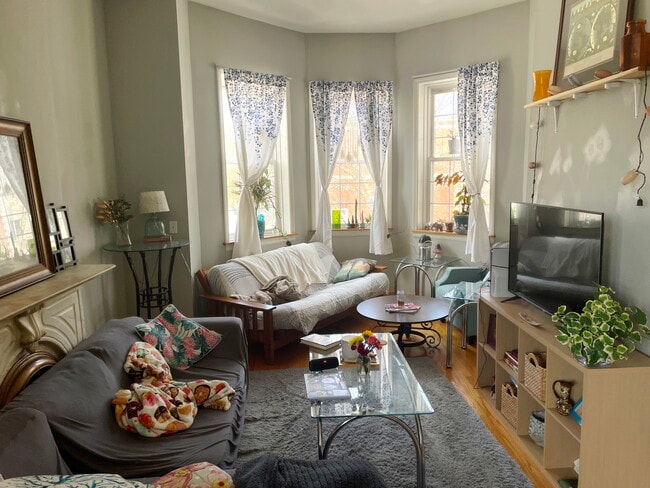 Photo - 1759 W Superior St Unidad 2