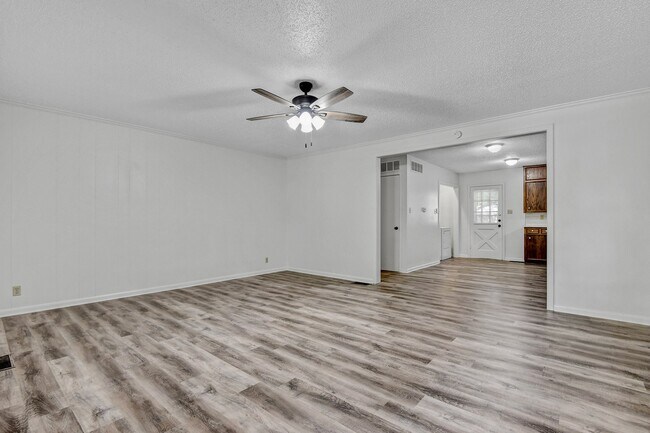 Photo - 320 N Cleveland Ave