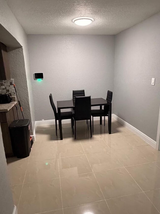 Photo - 1558 NW 5th Ave