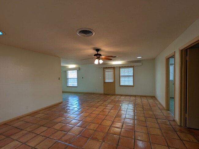 Photo - 2110 N 12th St