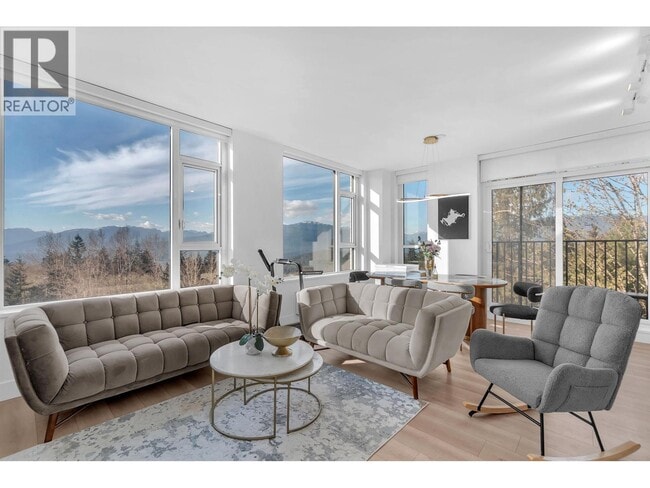 Photo - 8750 University Crescent Unit 604