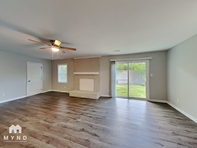 Photo - 741 Bunche Dr