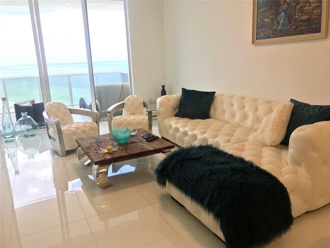 Photo - 18201 Collins Ave Unit 3302