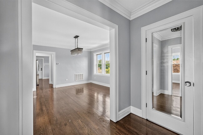 Photo - 1101 S Oak Park Ave