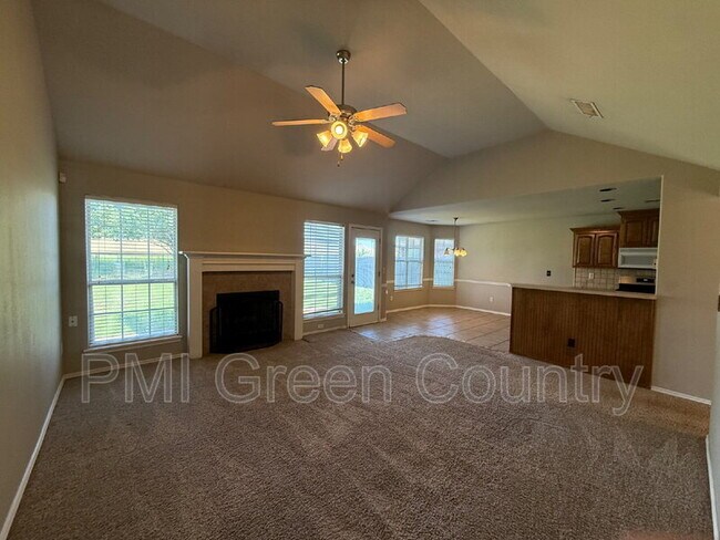 Photo - 11211 S 280th E Ave
