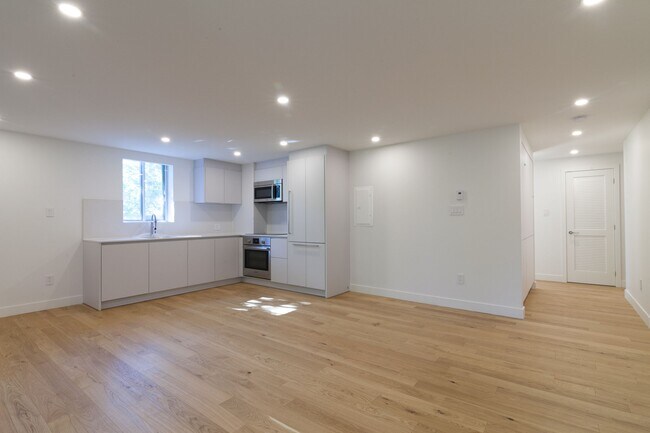 Photo - 4800 Maisonneuve Blvd W Unit 604