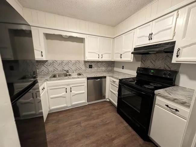 Photo - 9905 E 21st Pl