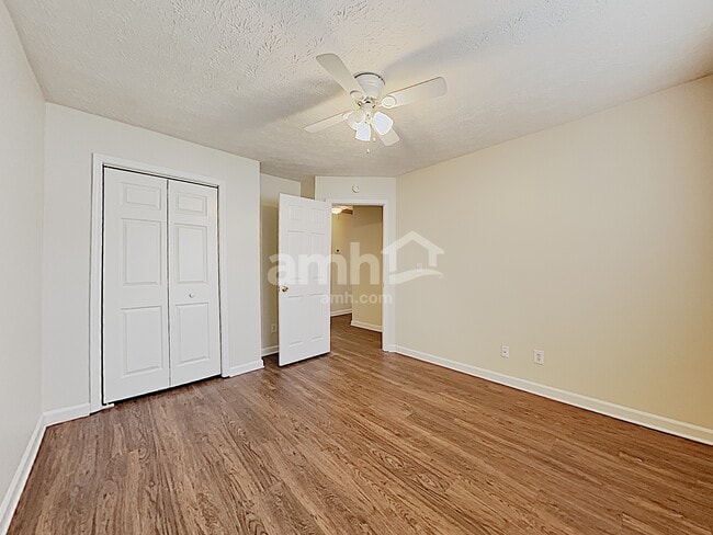 Photo - 740 Chatham Park Dr