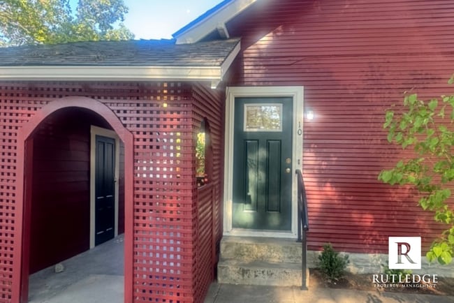 Photo - 10 Willamette Ave