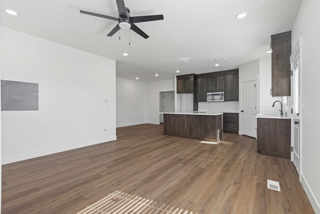Photo - B532AG Unit UPSTAIRS