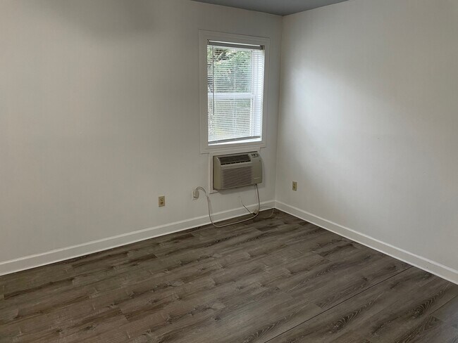 Photo - 48053 North Carolina Hwy 12