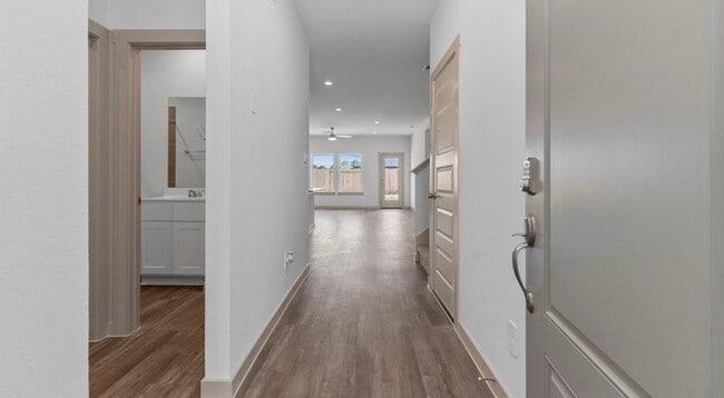 Photo - 1039 Great Barracuda Ln