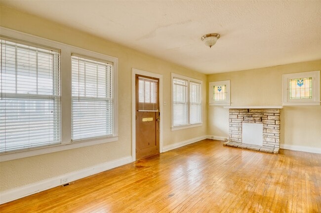 Photo - 217 Emerling Dr