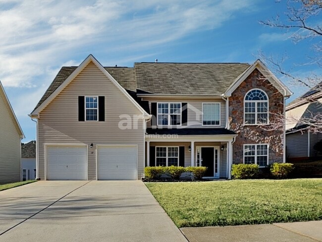 Building Photo - 107 Elba Dr