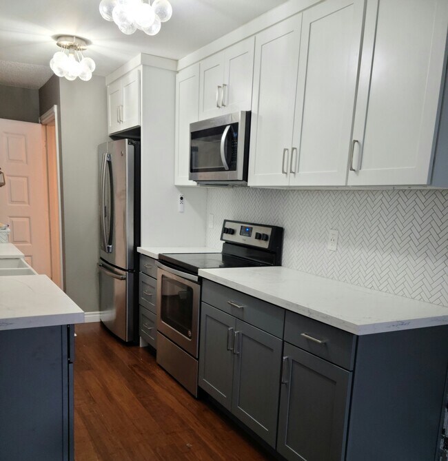 Photo - 17430 Ambaum Blvd S Unit 28