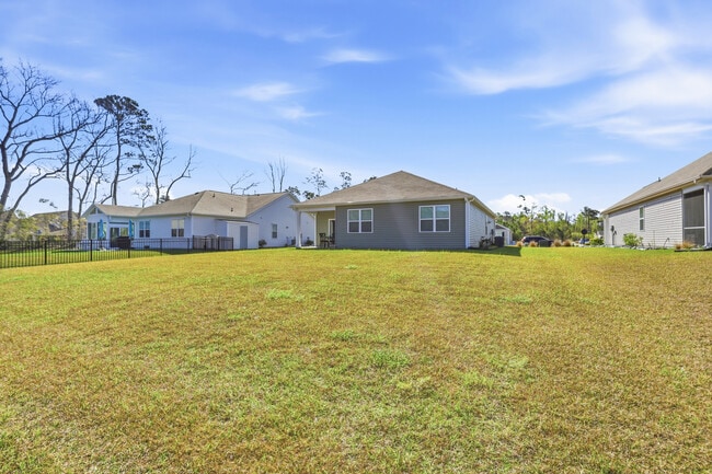 Photo - 115 Brooks Dr