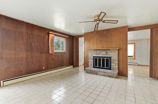 Photo - 3290 Ward Rd