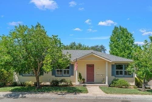 Photo - 612 Orange Grove Way